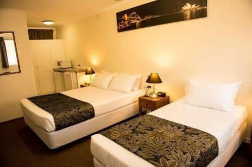 Garden City Motor Inn Brisbane Exterior photo